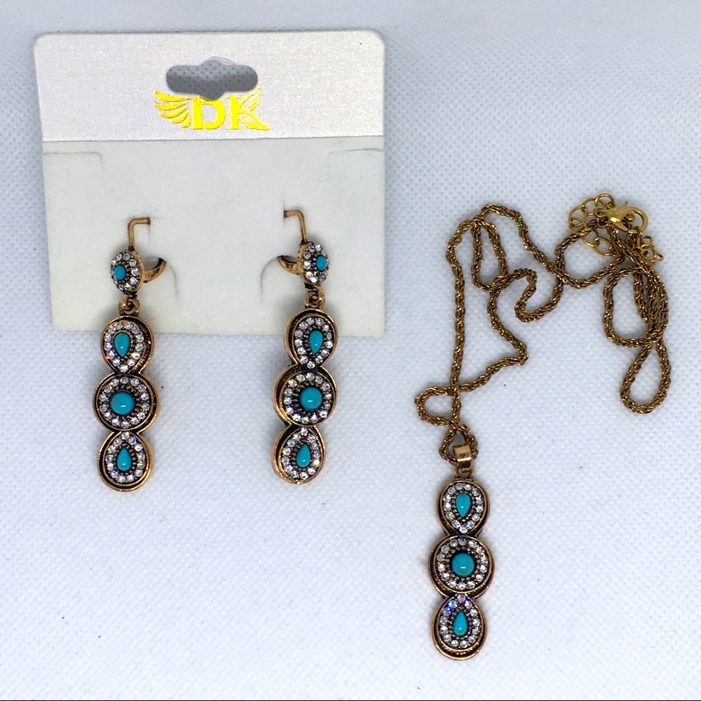 DK Turquoise And Crystal Earrings And Necklace Set, NOC